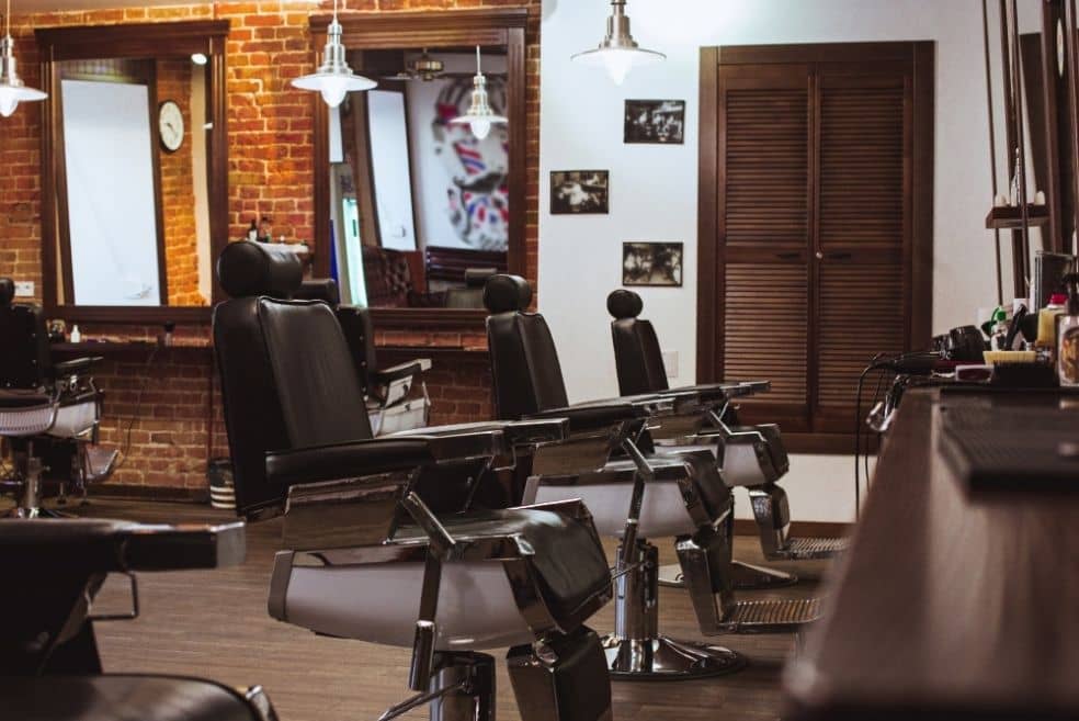 What The Specialists Arent Saying About Salon Chairs